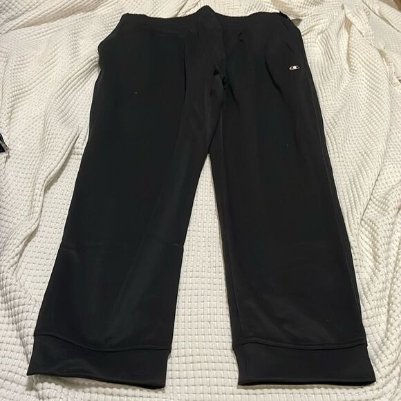 NWT- Champion - men’s 2XL. Game Day Jogger - Picture 2 of 10